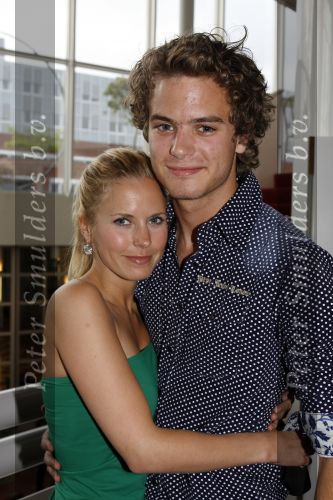 Amsterdam 15 mei 2007
Show Rodrigo Otazu in de stopera. Jim Bakkum met Bettina Holwerda
