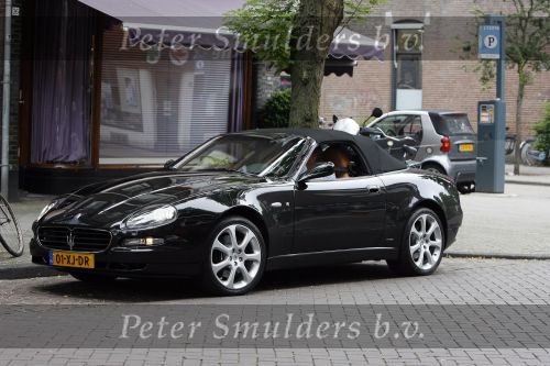 Amsterdam 9 juni 2007
Jort Kelder in zijn nieuwe Masserati Cabrio.