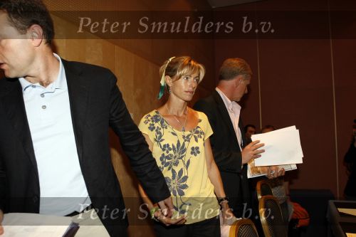 Amsterdam 7 juni 2007
De ouders van de ontvoerde Madeleine Mc Cann geven persconferentie in het Hilton. Gerry en Kate Mc Cann zijn op doorreis in Europa om overal aandacht te krijgen voor de ontvoering.