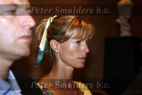 Amsterdam 7 juni 2007
De ouders van de ontvoerde Madeleine Mc Cann geven persconferentie in het Hilton. Gerry en Kate Mc Cann zijn op doorreis in Europa om overal aandacht te krijgen voor de ontvoering.