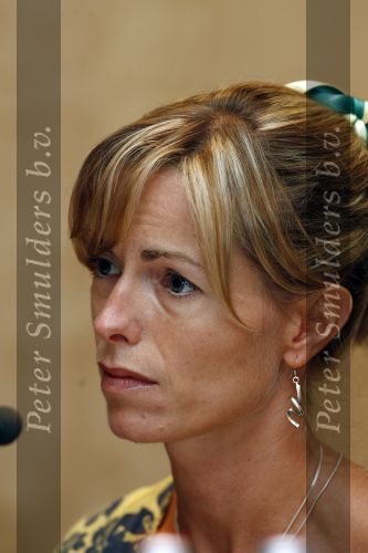 Amsterdam 7 juni 2007
De ouders van de ontvoerde Madeleine Mc Cann geven persconferentie in het Hilton. Gerry en Kate Mc Cann zijn op doorreis in Europa om overal aandacht te krijgen voor de ontvoering.