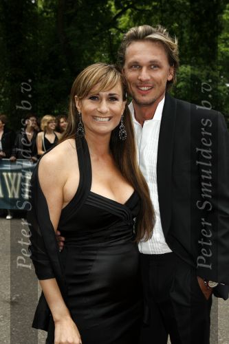 Hilversum 21 mei 2007
Uitreiking musical awards in studio 24. Laura Vlasblom met vriend