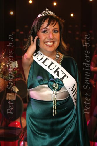 Baarn 6 juni 2007
Finale miss mis verkiezing. Winnares Reni de Boer en 2e Karin v Rossum. Jan Peter Balkenende reikt de prijs uit. Het programma werd gepresenteerd door Jaap Jongbloed en Lucille Werner.