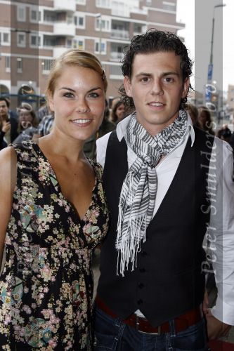 Scheveningen 12 juni 2007
Premiere Ocean 13. Mike Weerts met Sara Bus