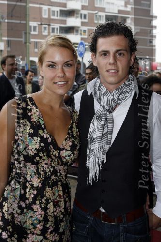 Scheveningen 12 juni 2007
Premiere Ocean 13. Mike Weerts met Sara Bus