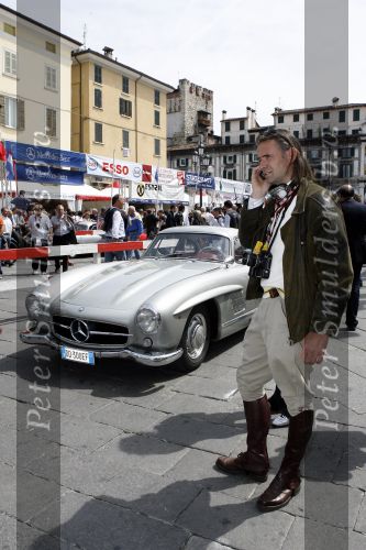 Brescia 17 mei 2007
Start van de 80e mille miglia. State of art is daar een van de sponsors.