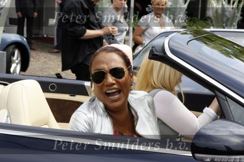 Vlijmen en Loon op Zand 18 juni 2007
Cabrio Rally van Beau monde . Patty Brard in bentley cabrio