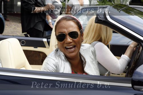 Vlijmen en Loon op Zand 18 juni 2007
Cabrio Rally van Beau monde . Patty Brard in bentley cabrio