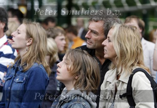Kaatsheuvel 16 juni 2007
Paul Rosemuller met vrouw en kinderen in de efteling.