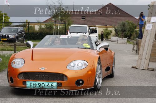 Vlijmen en Loon op Zand 18 juni 2007
Cabrio Rally van Beau monde . Paulien Huizinga en Christine Kroonenberg in spyker