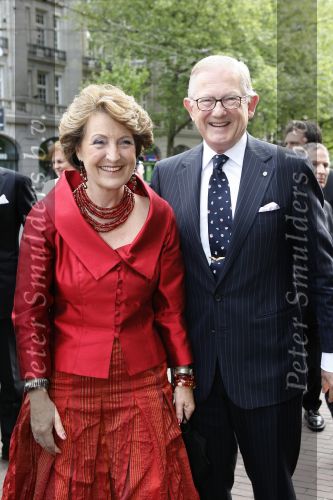 Amsterdam 12 mei 2007
Bijeenkomst in de stads schouwburg van amsterdam met Prinses Margriet Pieter v Vollenhoven Prins Maurits Prinses Marlene Prins Bernhard Jr en Prinses Annette Prins Floris en Prinses Aimee Prins Pieter Christiaan en  Prinses Anita Prins Constantijn en Prinses Laurentien. Burgmeester Job Cohen ontvangt ze.