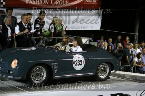 Brescia 17 mei 2007
State of art is sponsor van de mille miglia. Prins Bernhard jr en Chris Zegers rijden mee in een porsche speedster.