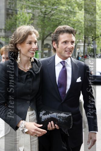 Amsterdam 12 mei 2007
Bijeenkomst in de stads schouwburg van amsterdam met Prinses Margriet Pieter v Vollenhoven Prins Maurits Prinses Marlene Prins Bernhard Jr en Prinses Annette Prins Floris en Prinses Aimee Prins Pieter Christiaan en  Prinses Anita Prins Constantijn en Prinses Laurentien. Burgmeester Job Cohen ontvangt ze.