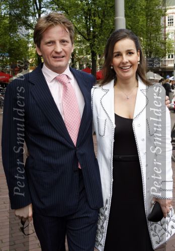 Amsterdam 12 mei 2007
Bijeenkomst in de stads schouwburg van amsterdam met Prinses Margriet Pieter v Vollenhoven Prins Maurits Prinses Marlene Prins Bernhard Jr en Prinses Annette Prins Floris en Prinses Aimee Prins Pieter Christiaan en  Prinses Anita Prins Constantijn en Prinses Laurentien. Burgmeester Job Cohen ontvangt ze.