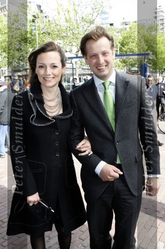 Amsterdam 12 mei 2007
Bijeenkomst in de stads schouwburg van amsterdam met Prinses Margriet Pieter v Vollenhoven Prins Maurits Prinses Marlene Prins Bernhard Jr en Prinses Annette Prins Floris en Prinses Aimee Prins Pieter Christiaan en  Prinses Anita Prins Constantijn en Prinses Laurentien. Burgmeester Job Cohen ontvangt ze.