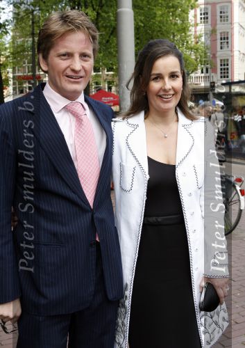Amsterdam 12 mei 2007
Bijeenkomst in de stads schouwburg van amsterdam met Prinses Margriet Pieter v Vollenhoven Prins Maurits Prinses Marlene Prins Bernhard Jr en Prinses Annette Prins Floris en Prinses Aimee Prins Pieter Christiaan en  Prinses Anita Prins Constantijn en Prinses Laurentien. Burgmeester Job Cohen ontvangt ze.