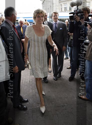 Amsterdam 12 mei 2007
Bijeenkomst in de stads schouwburg van amsterdam met Prinses Margriet Pieter v Vollenhoven Prins Maurits Prinses Marlene Prins Bernhard Jr en Prinses Annette Prins Floris en Prinses Aimee Prins Pieter Christiaan en  Prinses Anita Prins Constantijn en Prinses Laurentien. Burgmeester Job Cohen ontvangt ze.