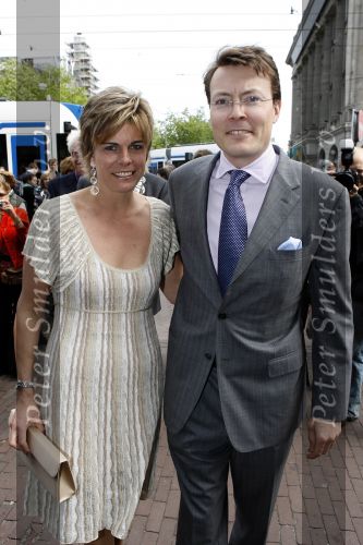 Amsterdam 12 mei 2007
Bijeenkomst in de stads schouwburg van amsterdam met Prinses Margriet Pieter v Vollenhoven Prins Maurits Prinses Marlene Prins Bernhard Jr en Prinses Annette Prins Floris en Prinses Aimee Prins Pieter Christiaan en  Prinses Anita Prins Constantijn en Prinses Laurentien. Burgmeester Job Cohen ontvangt ze.