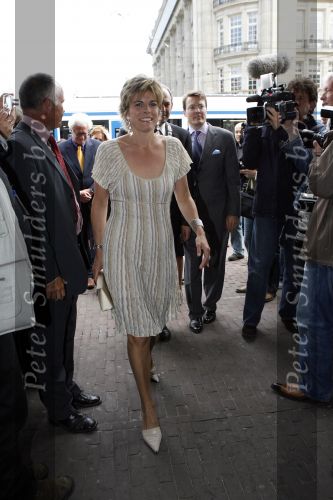 Amsterdam 12 mei 2007
Bijeenkomst in de stads schouwburg van amsterdam met Prinses Margriet Pieter v Vollenhoven Prins Maurits Prinses Marlene Prins Bernhard Jr en Prinses Annette Prins Floris en Prinses Aimee Prins Pieter Christiaan en  Prinses Anita Prins Constantijn en Prinses Laurentien. Burgmeester Job Cohen ontvangt ze.