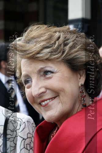 Amsterdam 12 mei 2007
Bijeenkomst in de stads schouwburg van amsterdam met Prinses Margriet Pieter v Vollenhoven Prins Maurits Prinses Marlene Prins Bernhard Jr en Prinses Annette Prins Floris en Prinses Aimee Prins Pieter Christiaan en  Prinses Anita Prins Constantijn en Prinses Laurentien. Burgmeester Job Cohen ontvangt ze.