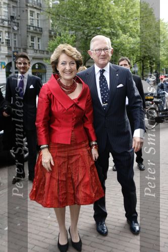 Amsterdam 12 mei 2007
Bijeenkomst in de stads schouwburg van amsterdam met Prinses Margriet Pieter v Vollenhoven Prins Maurits Prinses Marlene Prins Bernhard Jr en Prinses Annette Prins Floris en Prinses Aimee Prins Pieter Christiaan en  Prinses Anita Prins Constantijn en Prinses Laurentien. Burgmeester Job Cohen ontvangt ze.