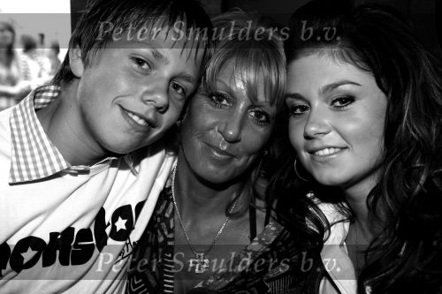 Tilburg, 12 Juni 2007
TROS Zomertoer op de Heuvel
Roxeanne Hazes met haar broer Andre Hazes Jr. en Rachel Hazel
Foto: Peter Smulders BV