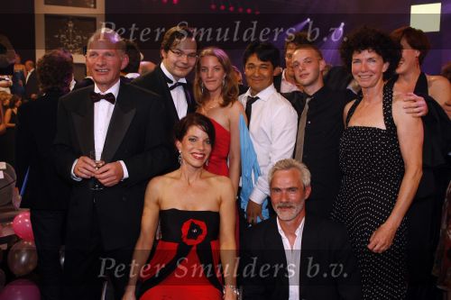 Baarn 6 juni 2007
Finale miss mis verkiezing. Winnares Reni de Boer en 2e Karin v Rossum. Jan Peter Balkenende reikt de prijs uit. Het programma werd gepresenteerd door Jaap Jongbloed en Lucille Werner. Reni met familie