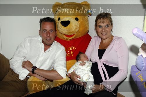 Capelle aan de Ijssel 12 juni 2007
Rob Geus met zijn vrouw en hun baby / dochter Esmee.