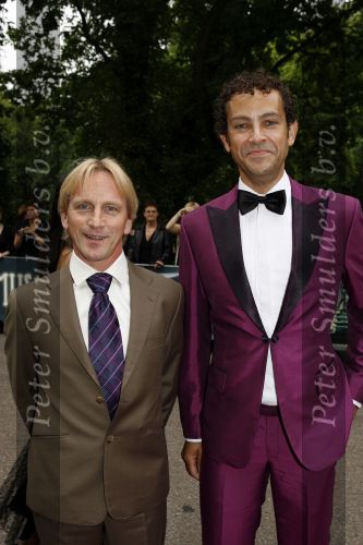 Hilversum 21 mei 2007
Uitreiking musical awards in studio 24. Roberto de Groot met vriend
