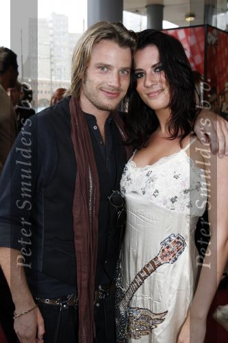 Scheveningen 12 juni 2007
Premiere Ocean 13 in pathe scheveningen. Robin Idols met vriendin
