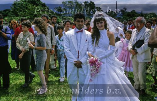 Rio de Janeiro Brazilie 21 Oktober 1988, Trouwen romario met zijn eerste vrouw Monica op de penaltystip waar hij als jeugdig spelertje voetbalde
