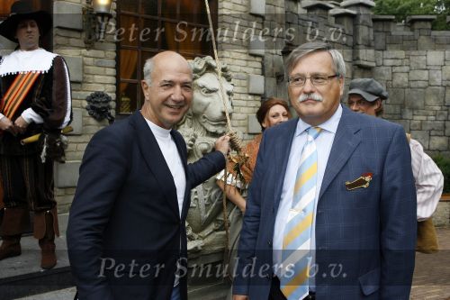 Kaatsheuvel 17 juni 2007
Bn ers in de efteling. Wubbo Ockels en Ronald v d Zijl