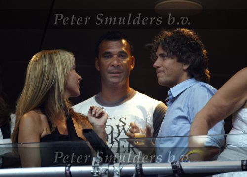 Amsterdam 2 juni 2007
Toppers in Concert met Gerard Joling Gordon en Rene Froger in de arena. Linda de Mol met Xander Vahle en Ruud Gullit