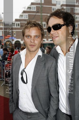 Scheveningen 12 juni 2007
Premiere Ocean 13 in pathe scheveningen. Sander Foppele