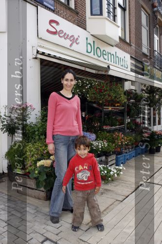 Amsterdam 7 juni 2007
Sevgi Erdogan, bloemist in Amsterdam die een probleem heeft met prins Bernhard jr.