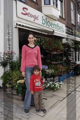 Amsterdam 7 juni 2007
Sevgi Erdogan, bloemist in Amsterdam die een probleem heeft met prins Bernhard jr.