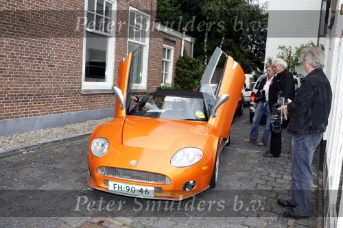 Vlijmen en Loon op Zand 18 juni 2007
Cabrio Rally van Beau monde .Paulien Huizinga met Spyker