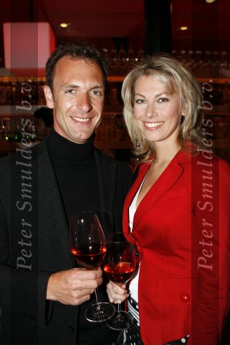 Amsterdam 15 mei 2007
Presentatie wijn van Ilja Gort in ijscafe. Susan Smit met partner ????