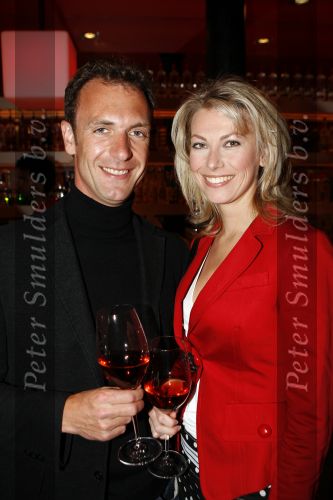 Amsterdam 15 mei 2007
Presentatie wijn van Ilja Gort in ijscafe. Susan Smit met partner ????