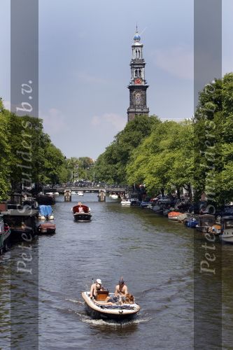 Amsterdam 2 juni 2007
Westertoren met bootjes in de grachten van amsterdam