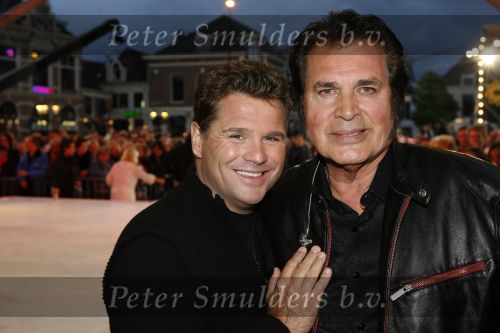 Amersfoort 29 mei 2007
Tros zomerfeesten op plein in amersfoort. Engelbert Humperdinck met Wolter Kroes