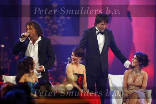 Baarn 6 juni 2007
Finale miss mis verkiezing. Winnares Reni de Boer en 2e Karin v Rossum. Jan Peter Balkenende reikt de prijs uit. Het programma werd gepresenteerd door Jaap Jongbloed en Lucille Werner. Xander de Buisonje en Syb v d Ploeg