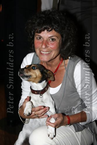 Amsterdam 15 mei 2007
Presentatie wijn van Ilja Gort in ijscafe. Yvonne Kroonenberg met hond