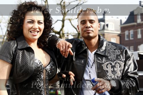 Amsterdam 30 april 2009
Koninginnedag met radio 538 op het museumplein. 2 unlimited met Anita Doth en Ray Slijngaard