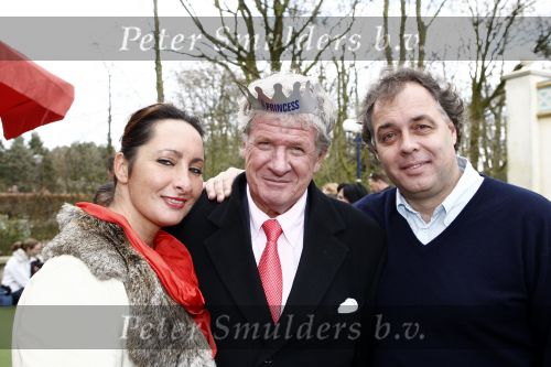 Kaatsheuvel 29 maart 2009
15 jarig bestaan van Princess in de efteling. Aad Ouborg met Willibrord en Suzanne Frequin
Peter Smulders bv