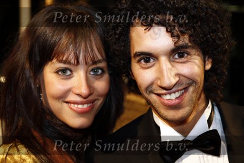 Amsterdam 11 februari 2008
Premiere Alibi in Tuschinski.   Achmed Akkabi met vriendin
Peter Smulders bv