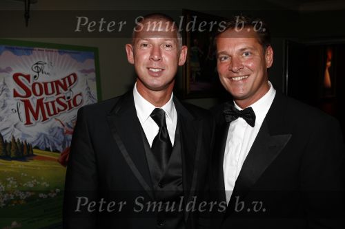 Hilvarenbeek 28 september 2008
Premiere sound of music in efteling theater. 
Albert Verlinde met Onno Hoes