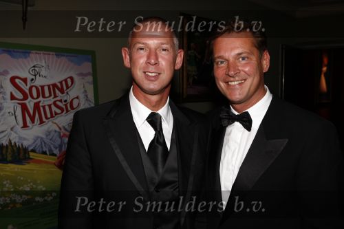 Hilvarenbeek 28 september 2008
Premiere sound of music in efteling theater. 
Albert Verlinde met Onno Hoes