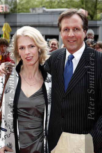 Utrecht 28 april 2009
Pieter v Vollenhoven viert zijn 70e verjaardag in het Beatrix theater in Utrecht. Alexander Pechtold met zijn vrouw
Peter Smulders bv