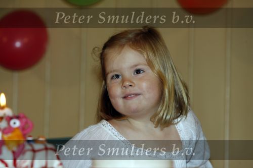 Den Haag 26 juni 2007
Fotomoment met Prins Willem Alexander Maxima Prinses Amalia Alexia en Ariane bij de koninklijke stallen. Prinses Alexia viert haar 2e verjaardag.